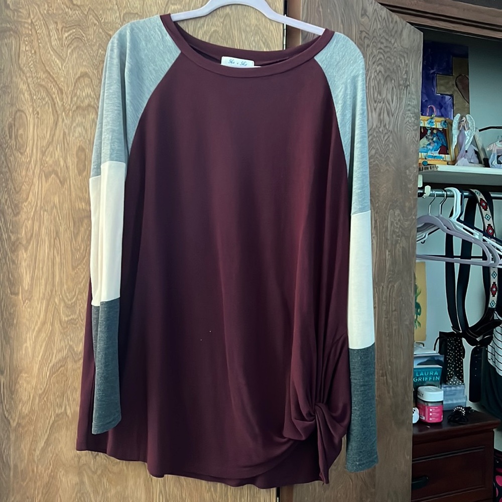 Brand- she + sky, size- plus size 2XL, color- cream, light grey, silver, marron